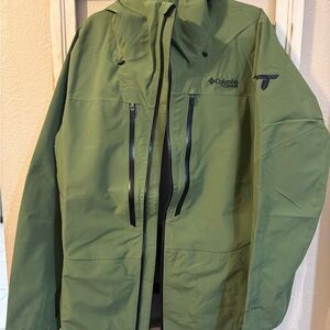 Columbia Men's Platinum Peak II 3L Shell